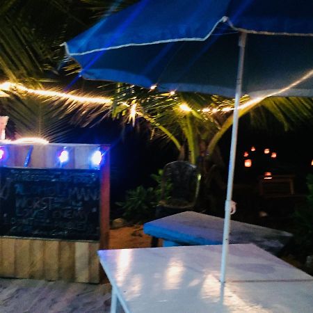 Sea Side Guest House Tangalle Buitenkant foto
