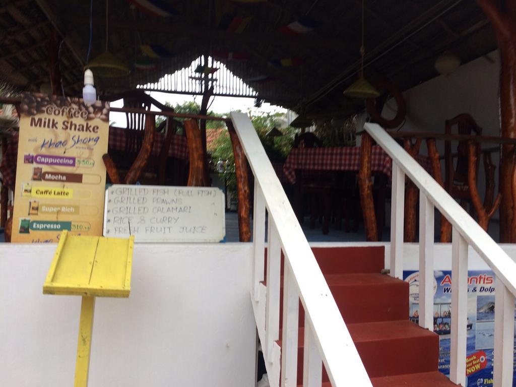 Sea Side Guest House Tangalle Buitenkant foto