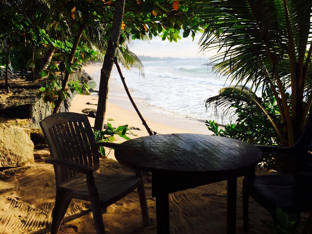 Sea Side Guest House Tangalle Buitenkant foto