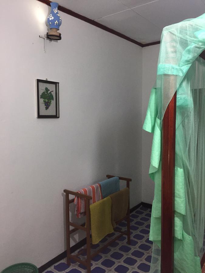 Sea Side Guest House Tangalle Buitenkant foto